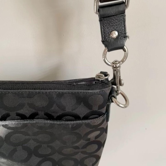 Vintage Coach Crossbody Purse - Picture 6 of 6